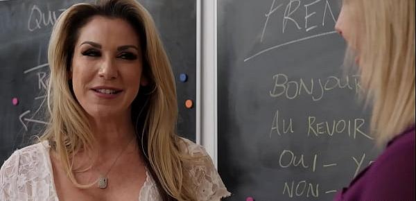 trendsFrench teachers having lesbian sex - Kayla Paige and Sophia Deluxe